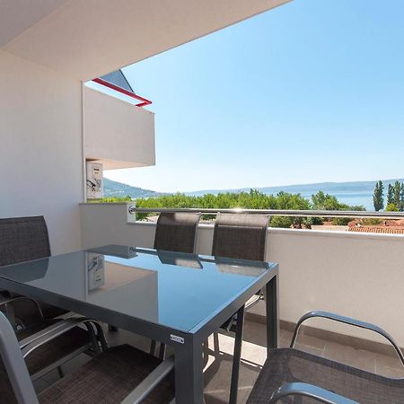 Apartman Mira- Omis Bagian luar foto