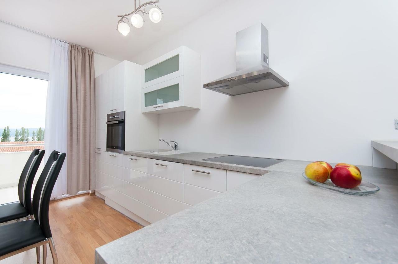 Apartman Mira- Omis Bagian luar foto